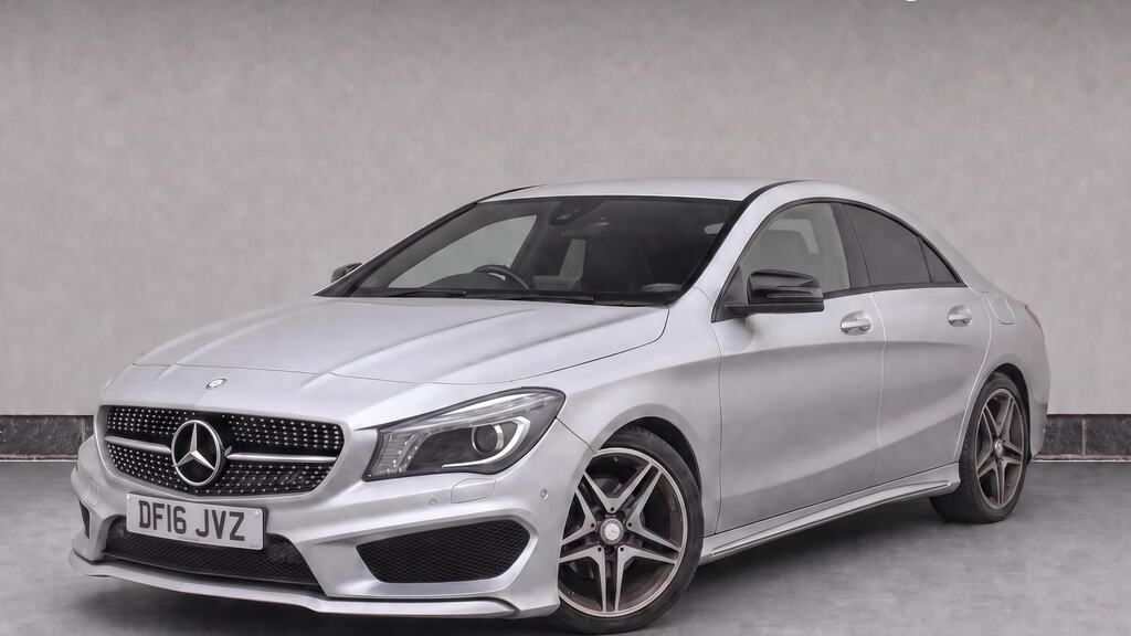 Mercedes-Benz CLA Class Cla 180 Amg Line Silver #2