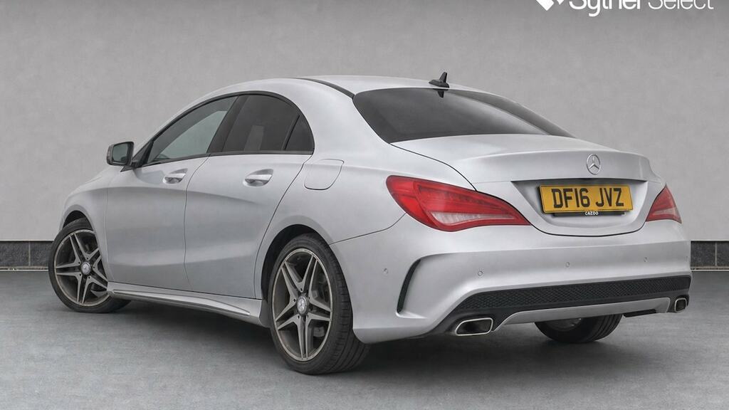 Mercedes-Benz CLA Class Cla 180 Amg Line Silver #3