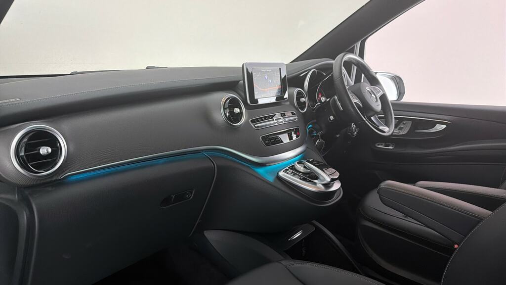 Mercedes-Benz V Class 2.1 V 220 D Amg Line L 161 Bhp Black #11