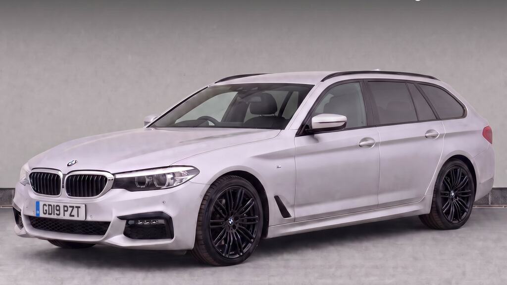 BMW 5 Series 530D Xdrive M Sport Black #2