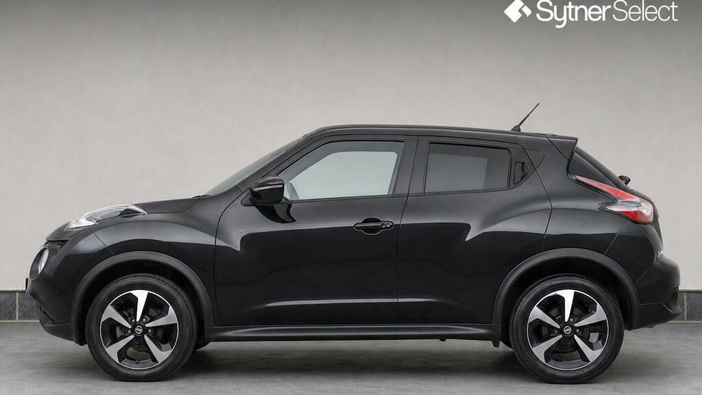 Nissan Juke Tekna White #6