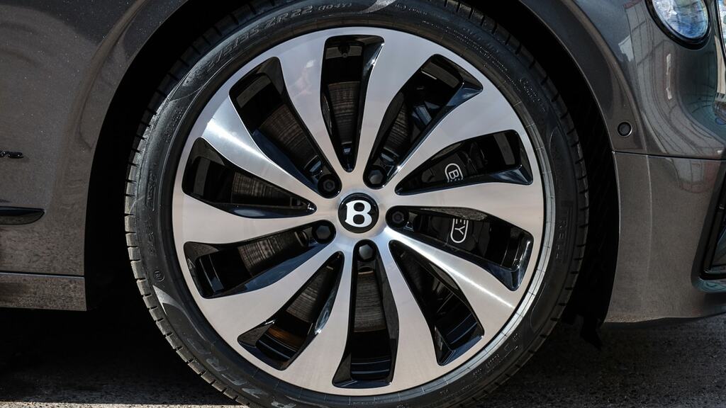 Bentley Flying Spur 4.0 V8 Hybrid Azure Blackline Grey #6