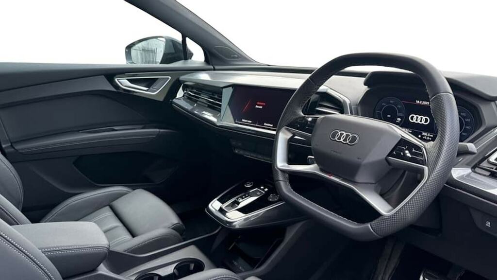 Audi Q4 E Tron 210Kw 45 Qtro 82Kwh Black Ed Tech Pro Blue #6