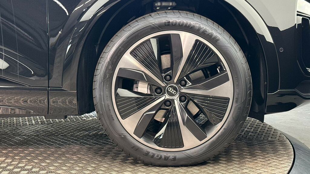Audi Q6 E-Tron 185Kw 83Kwh Black Edition Tech Black #5