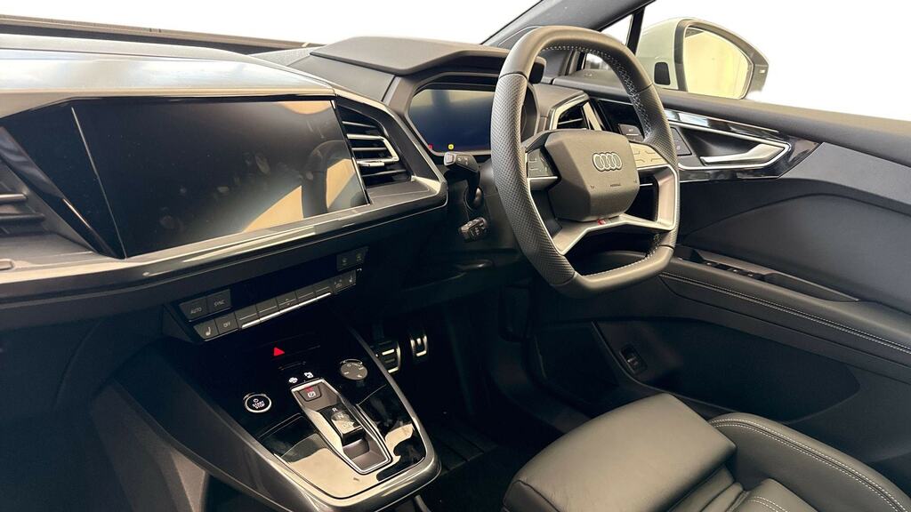 Audi Q4 E Tron 210Kw 45 82Kwh S Line Leather White #2
