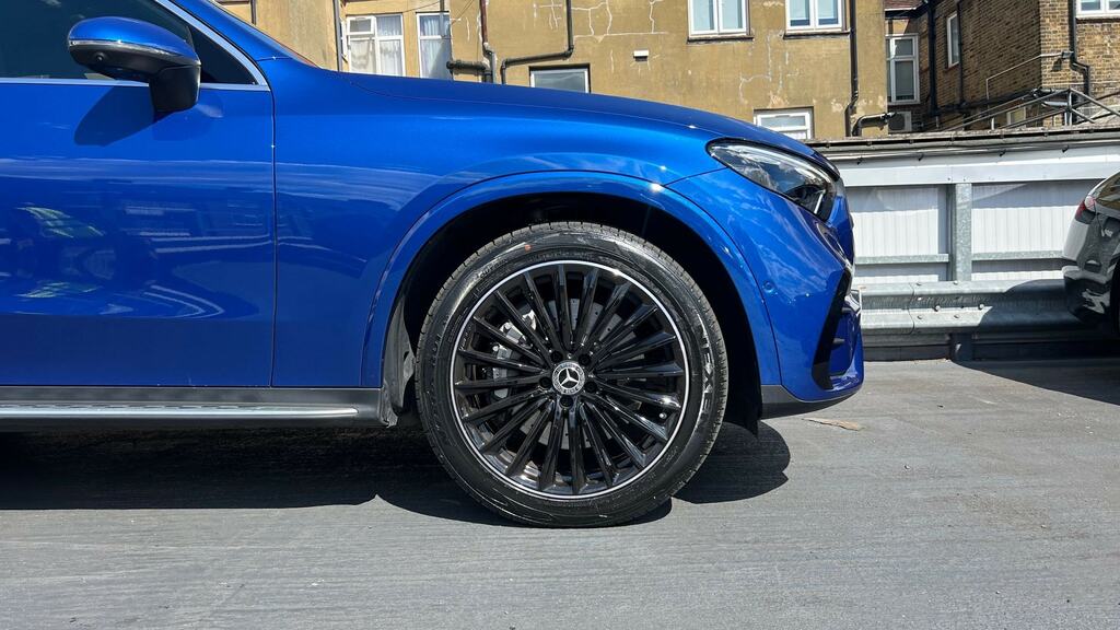 Mercedes-Benz GLC Class Glc 300 4Matic Amg Line Premium Plus 9G-tronic Blue #4
