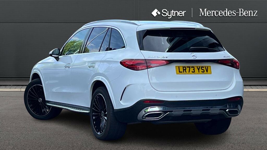 Mercedes-Benz GLC Class Glc 300E 4Matic Amg Line Prem Plus 9G-tronic White #2