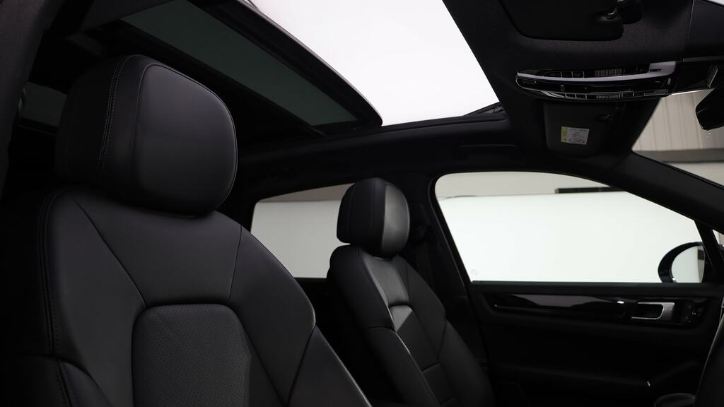 Porsche Cayenne 2021 3.0 V6 E-hybrid 17.9Kwh Suv Plug-i Grey #17