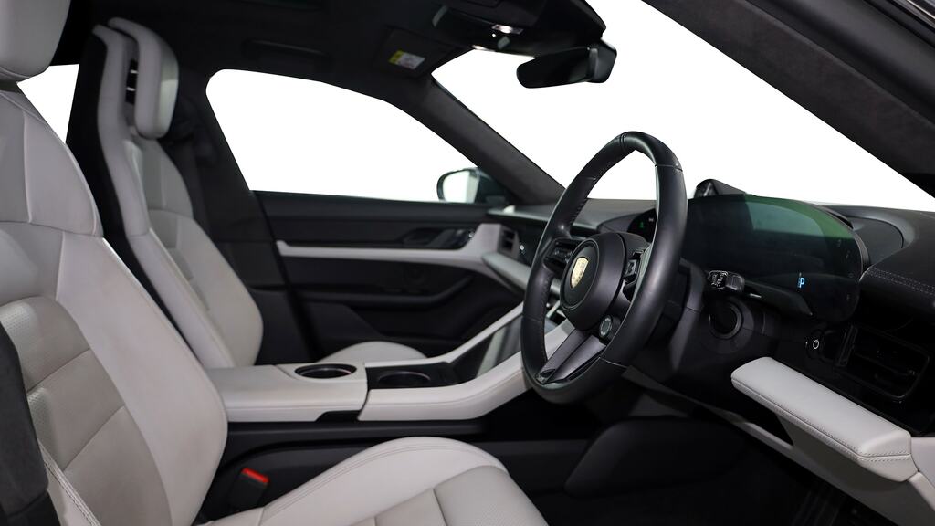 Porsche Taycan 500Kw Turbo 93Kwh Blue #7