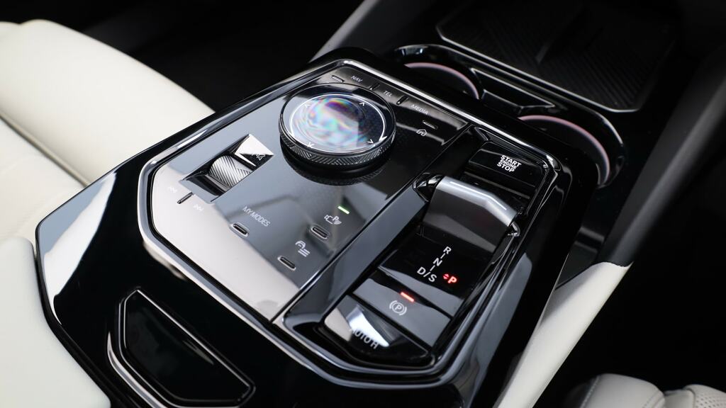 BMW 5 Series 520I M Sport Pro Saloon #10