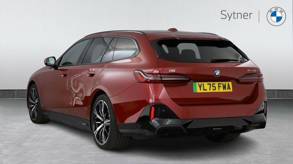 BMW i5 250Kw Edrive40 M Sport Pro 84Kwh Red #2