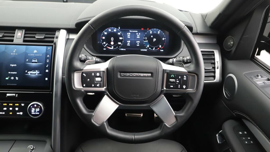 Land Rover Discovery 3.0 D350 Metropolitan Edition 2025 Black #15