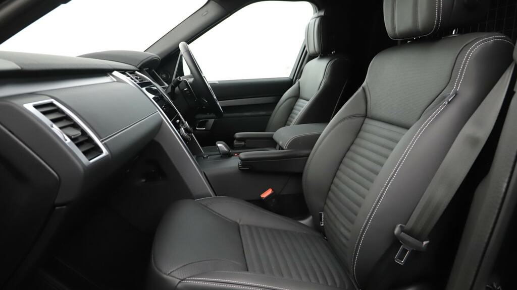 Land Rover Discovery 3.0 D350 Dynamic Hse Commercial Black #3