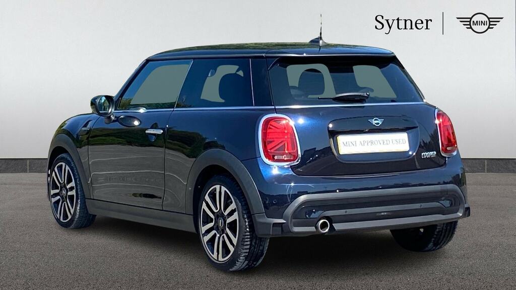 Mini Hatch 1.5 Cooper Exclusive Premium Plus CV72KNZ Black #2