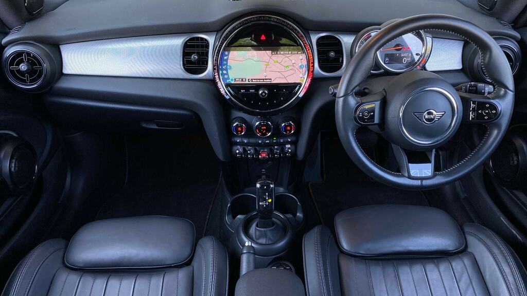Mini Hatch 1.5 Cooper Exclusive Premium Plus CV72KNZ Black #4
