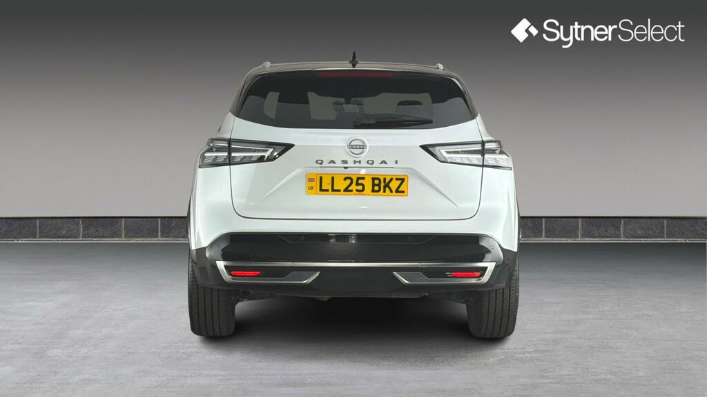Nissan Qashqai 1.3 Dig-t Mh 158 Tekna Xtronic White #5