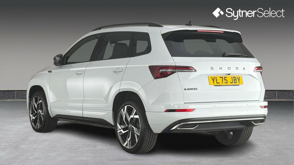 Skoda Karoq 1.5 Tsi Sportline Edition Dsg White #2