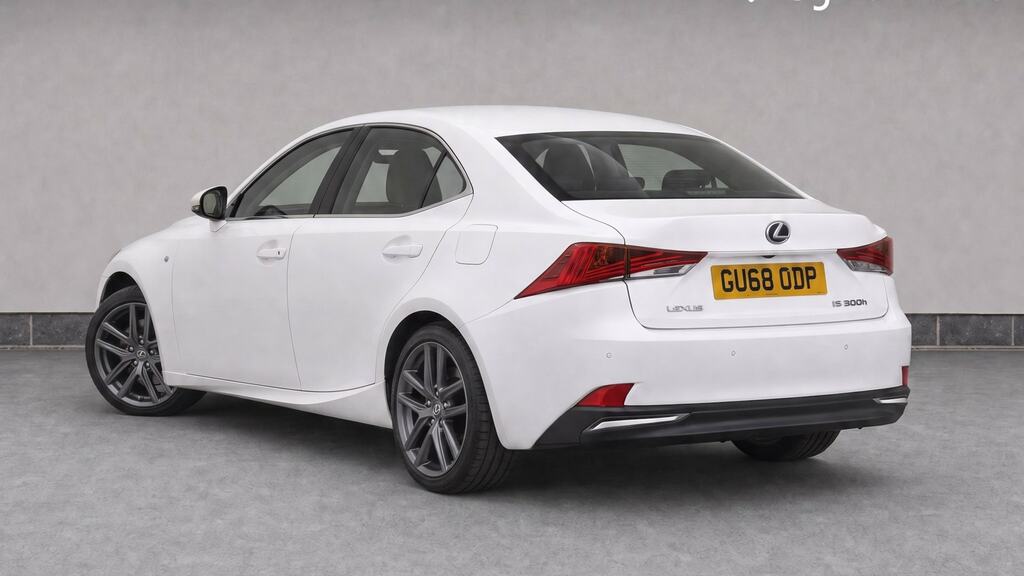 Lexus IS 300H Executive Edition Cvt White #3