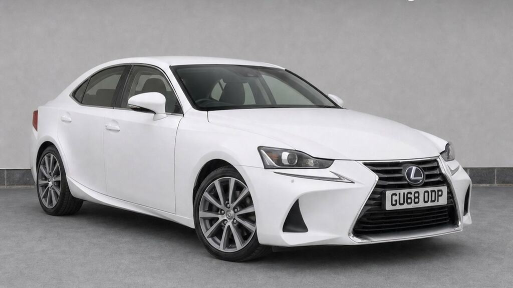 Lexus IS 300H Executive Edition Cvt White
