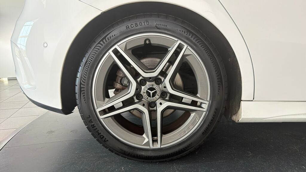 Mercedes-Benz A Class 1.3 A180 Amg Line Executive 7G-dct Euro 6 Ss Grey #24