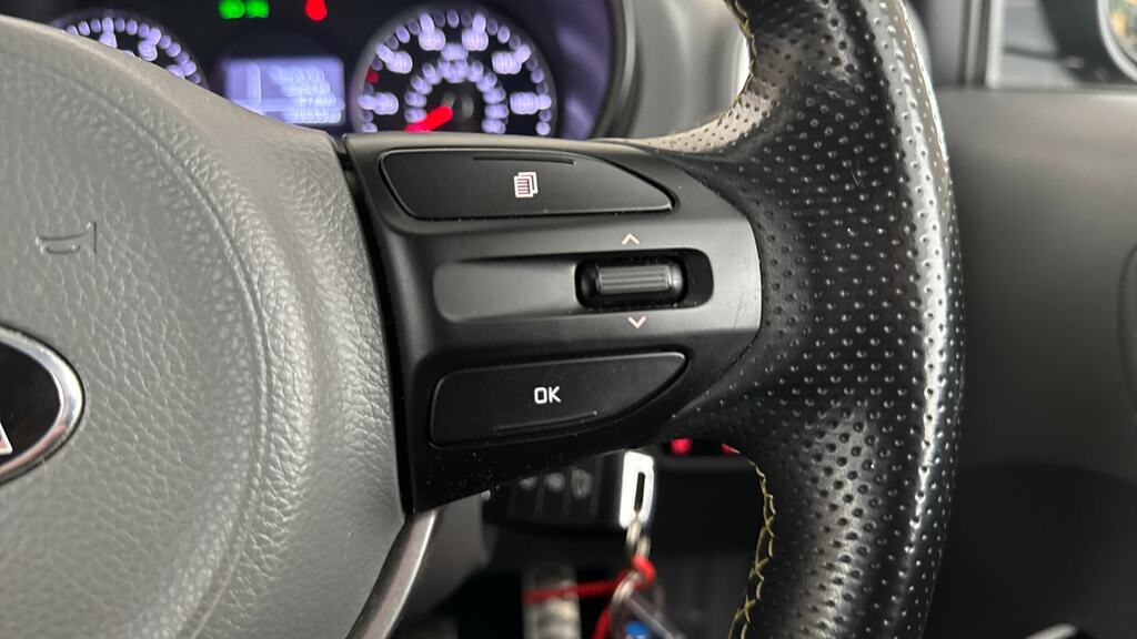 Kia Picanto 1.25 2 Hatchback Euro 6 83 Bhp Red #18