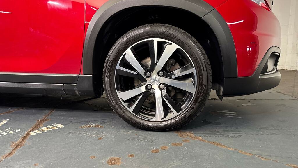 Peugeot e-2008 1.2 Puretech 110 Gt Line Eat6 Red #6