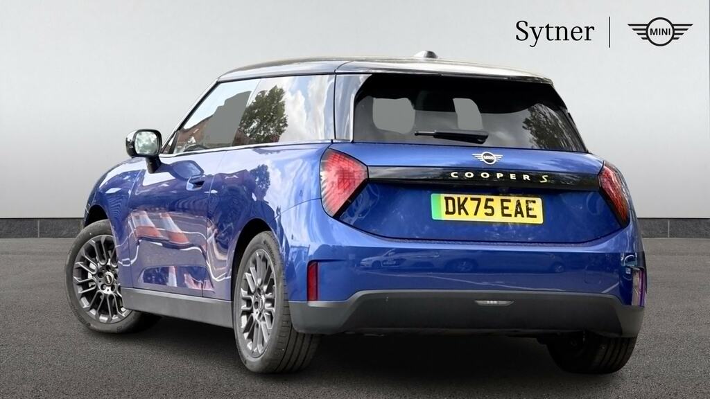 Mini Hatch 160Kw Se Exclusive Level 2 54Kwh DK75EAE Blue #2