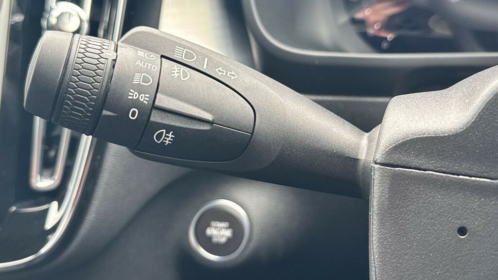 Volvo XC40 Ultra, B4 Mild Hybrid, Dark Black #22