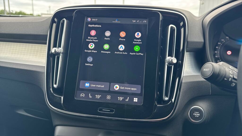 Volvo XC40 Ultra, B4 Mild Hybrid, Dark Black #32