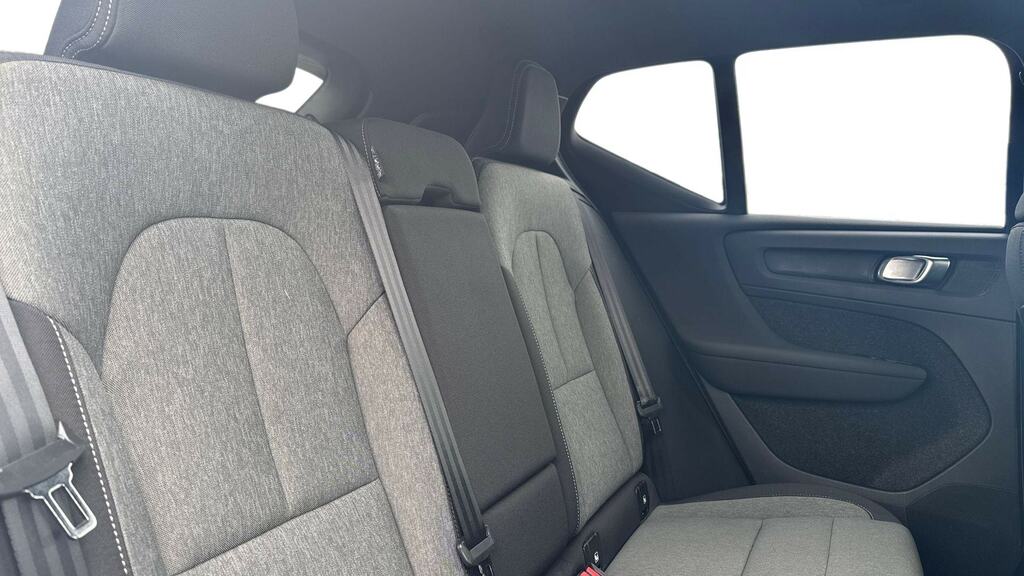 Volvo XC40 Ultra, B4 Mild Hybrid, Dark Black #30