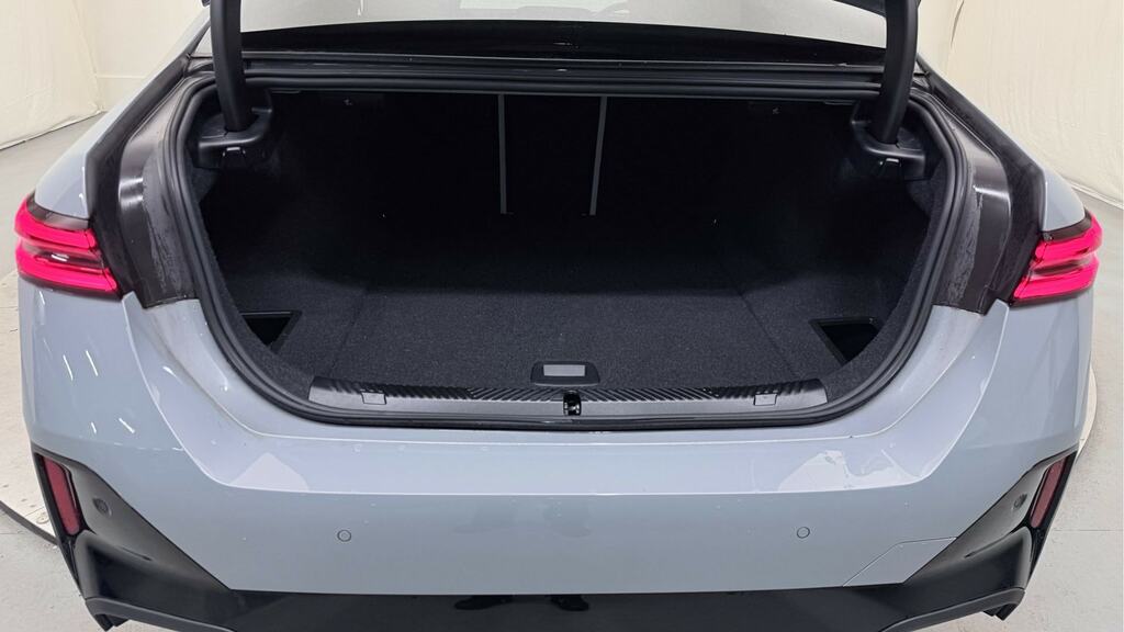 BMW i5 40 83.9Kwh M Sport Pro Edrive 11Kw Charg Black #13