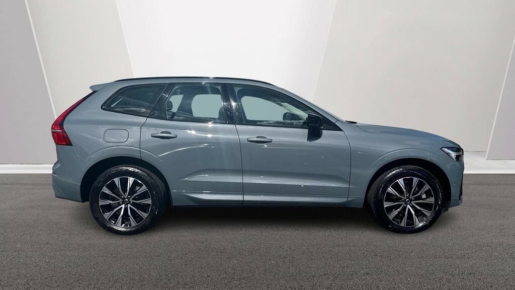 Volvo XC60 2.0 B5p Plus Dark Awd Geartronic Grey #3