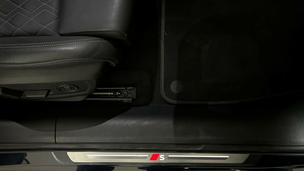 Audi A6 Avant 2.0 Tdi 40 Black Edition Estate S Troni Black #28