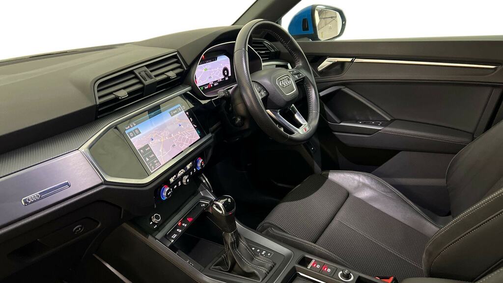 Audi Q3 Sport 40 Tfsi Quattro 190 Ps S Tronic Red #2