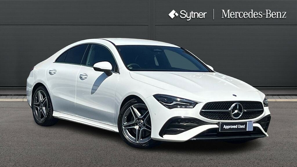 Mercedes-Benz CLA Class Cla 200 Amg Line Executive Tip White