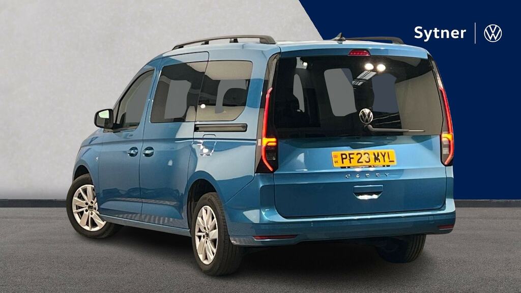 Volkswagen Caddy Maxi Life 2.0 Tdi 122 Life Dsg Blue #3