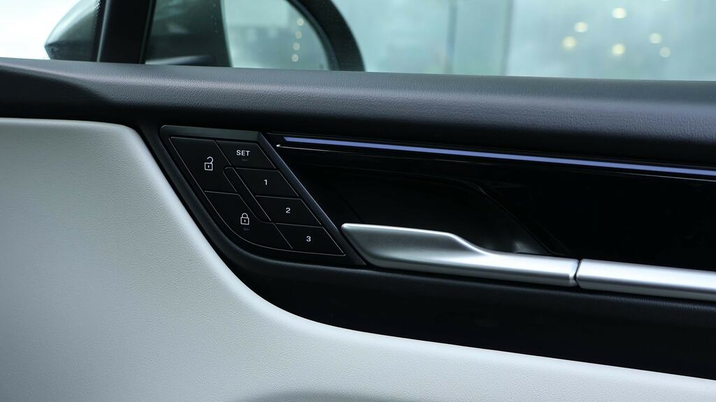Porsche Macan 2.9T V6 S Suv Pdk 4Wd Euro 6 Ss 380 Black #22