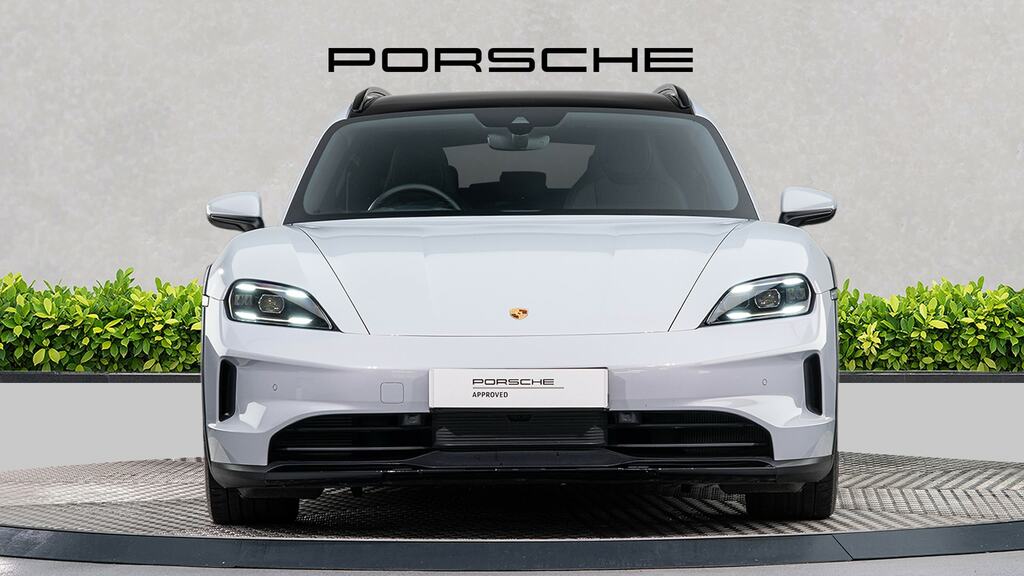 Porsche Taycan 440Kw 4S 105Kwh Grey #2