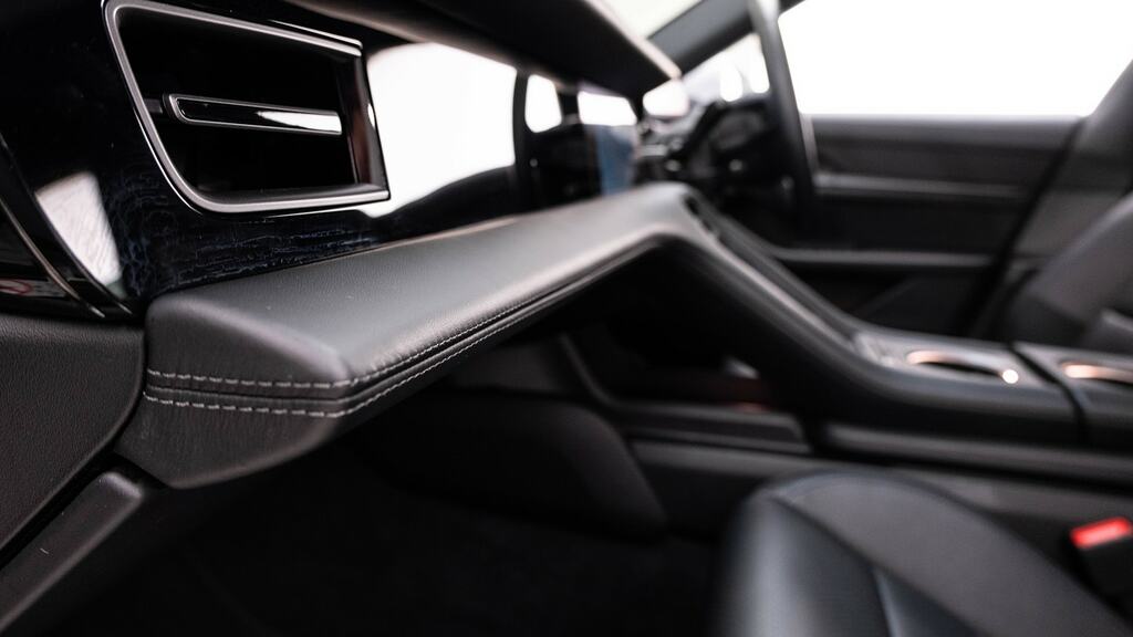 Porsche Taycan 320Kw 105Kwh Rwd 5 Seat Grey #38