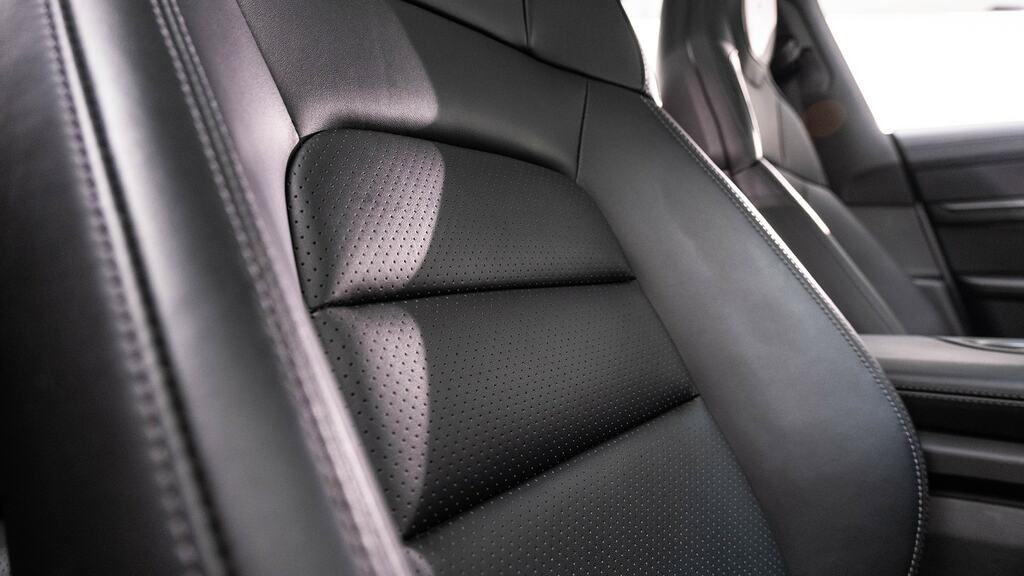 Porsche Taycan 320Kw 105Kwh Rwd 5 Seat Grey #40