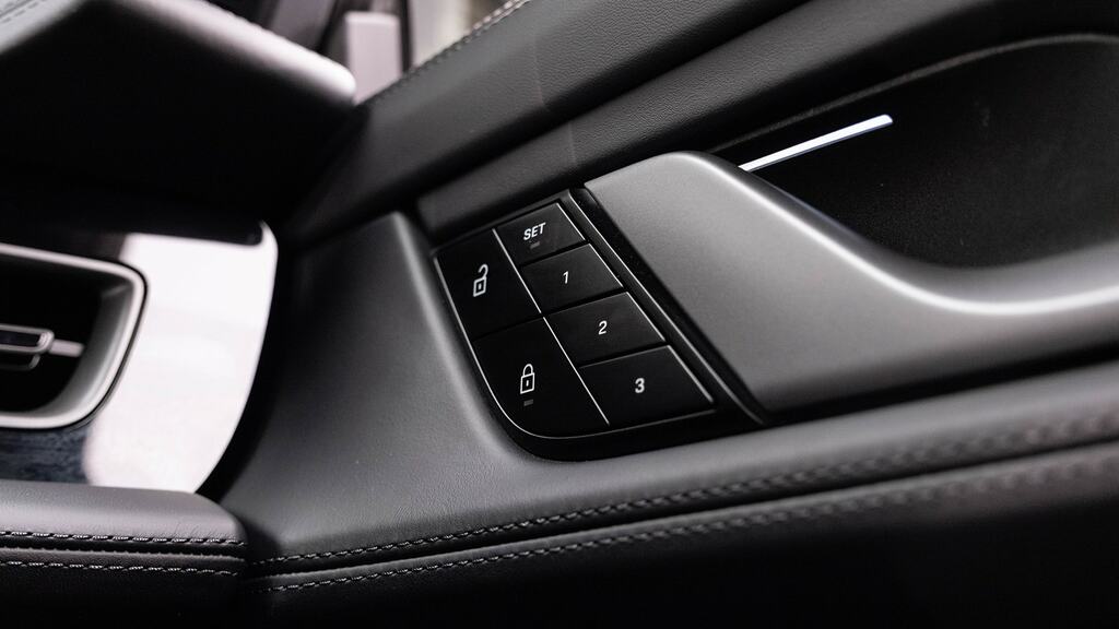 Porsche Taycan 320Kw 105Kwh Rwd 5 Seat Grey #26
