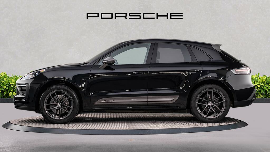 Porsche Macan T Pdk Black #4