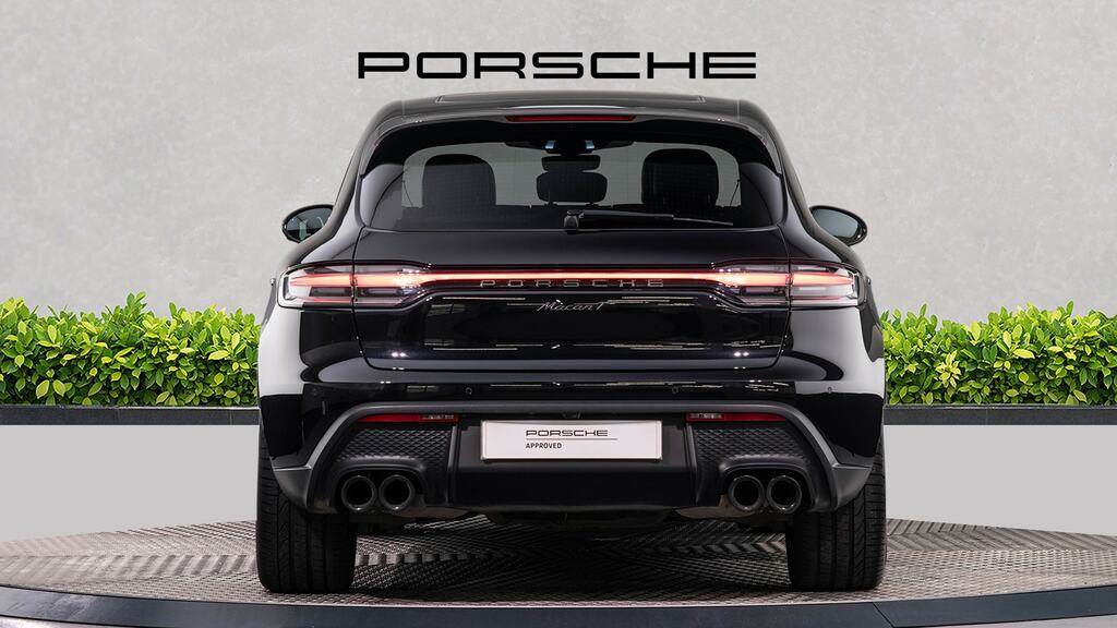 Porsche Macan T Pdk Black #6