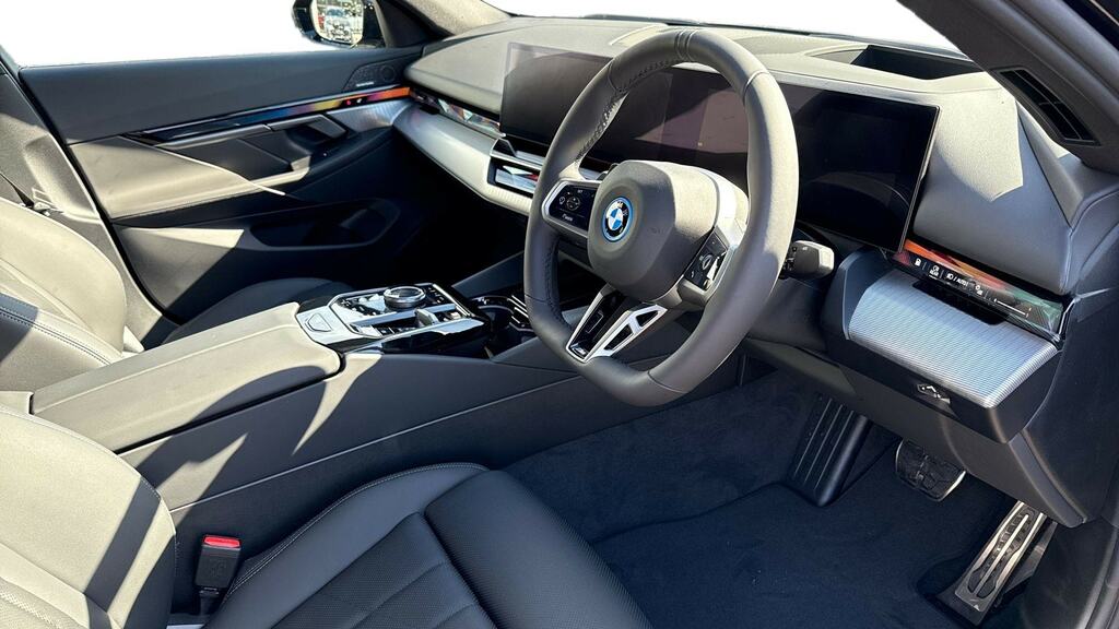 BMW 5 Series 530E M Sport Tech Plus Black #6