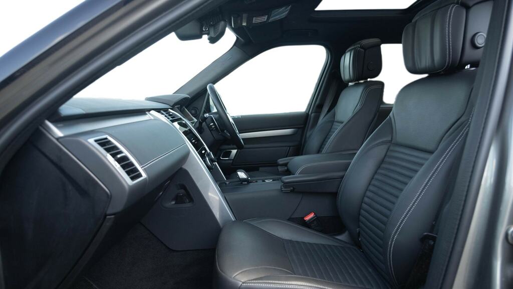Land Rover Discovery 3.0 D350 Dynamic Hse Silver #3
