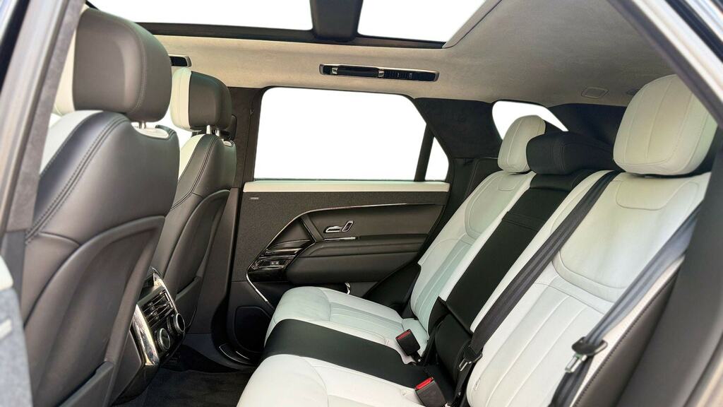 Land Rover Range Rover Sport 3.0 P460e Black #4