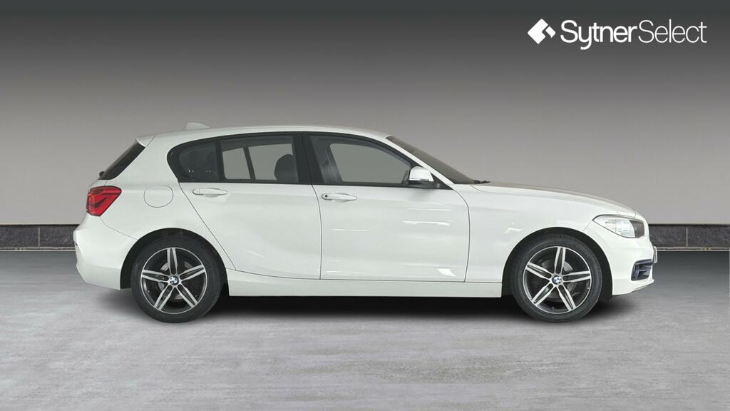 BMW 1 Series 118D Sport White #3