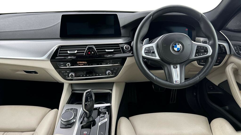 BMW 5 Series 530D Xdrive M Sport Black #4