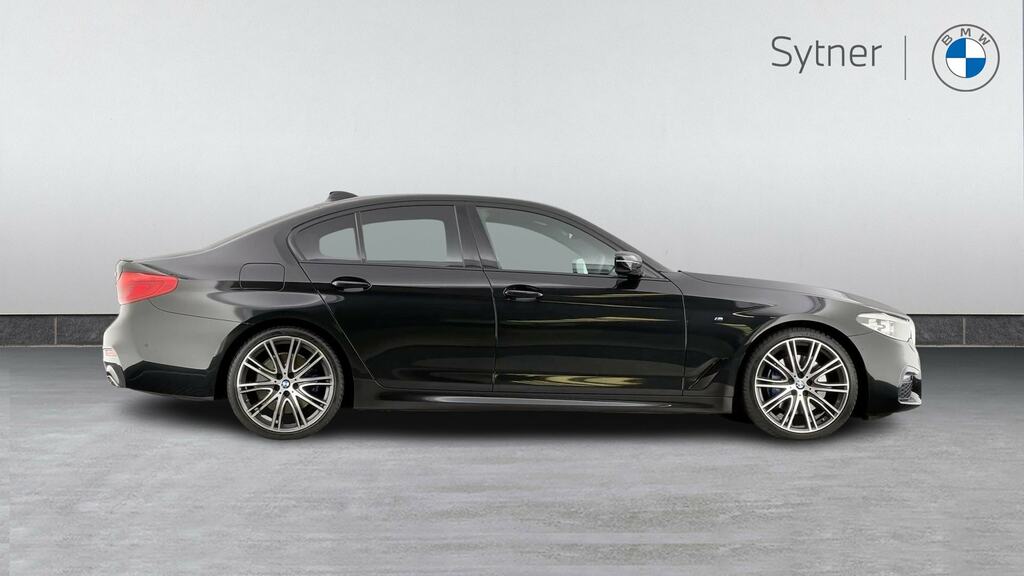 BMW 5 Series 530D Xdrive M Sport Black #3