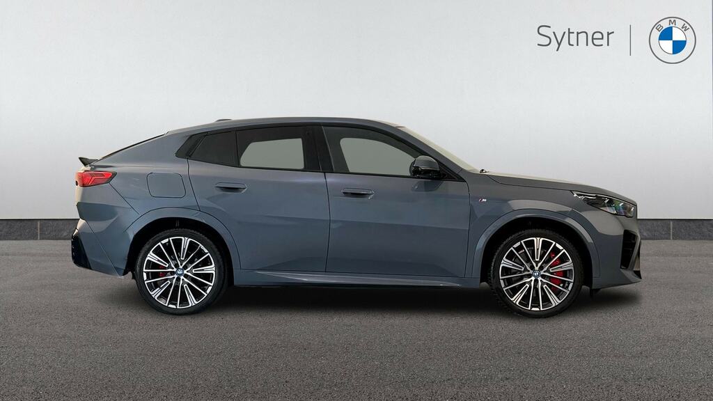 BMW iX2 150Kw Edrive20 M Sport 65Kwh Techpro Blue #3